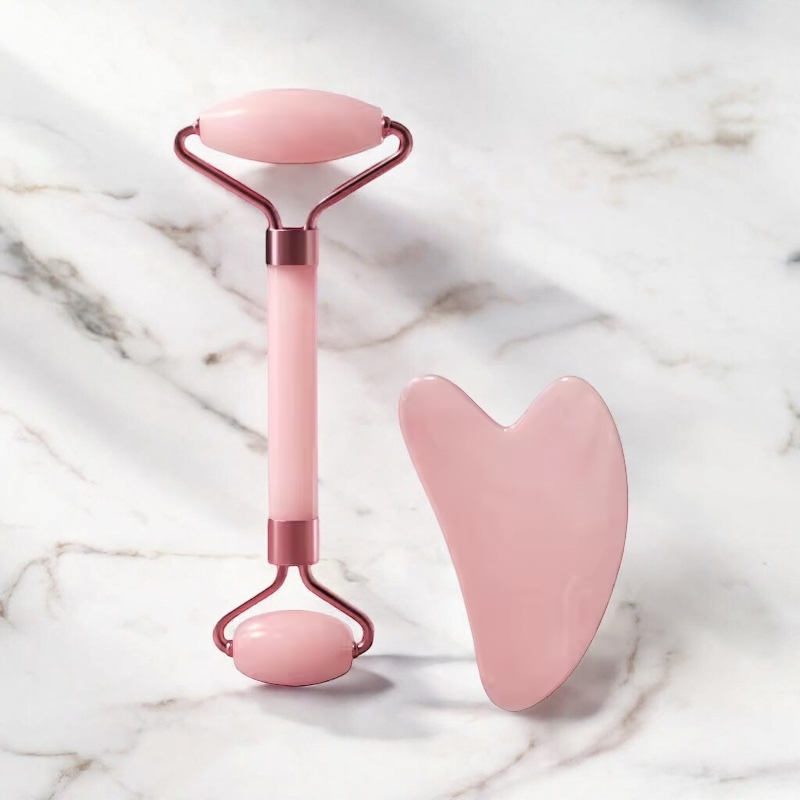 Utilisation du Gua-Sha Belliska pour drainer et sculpter le visage